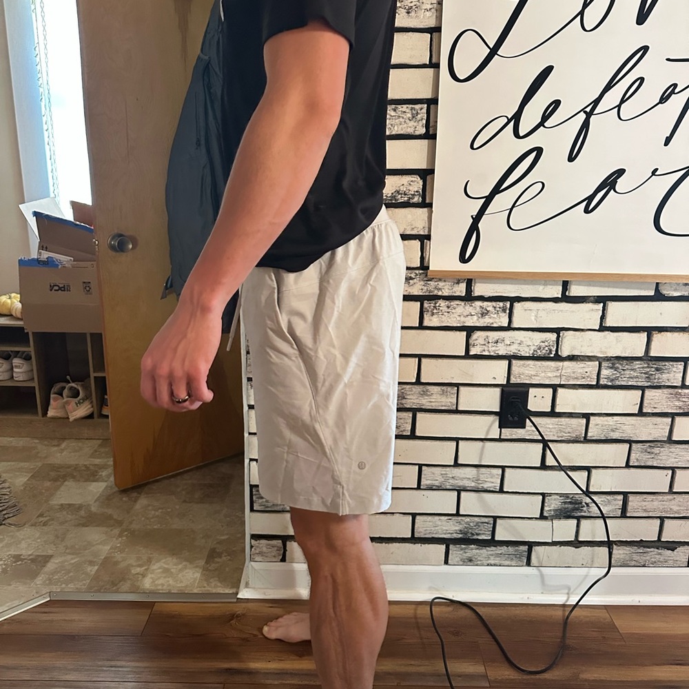 lululemon athletica Men's Athletic Shorts